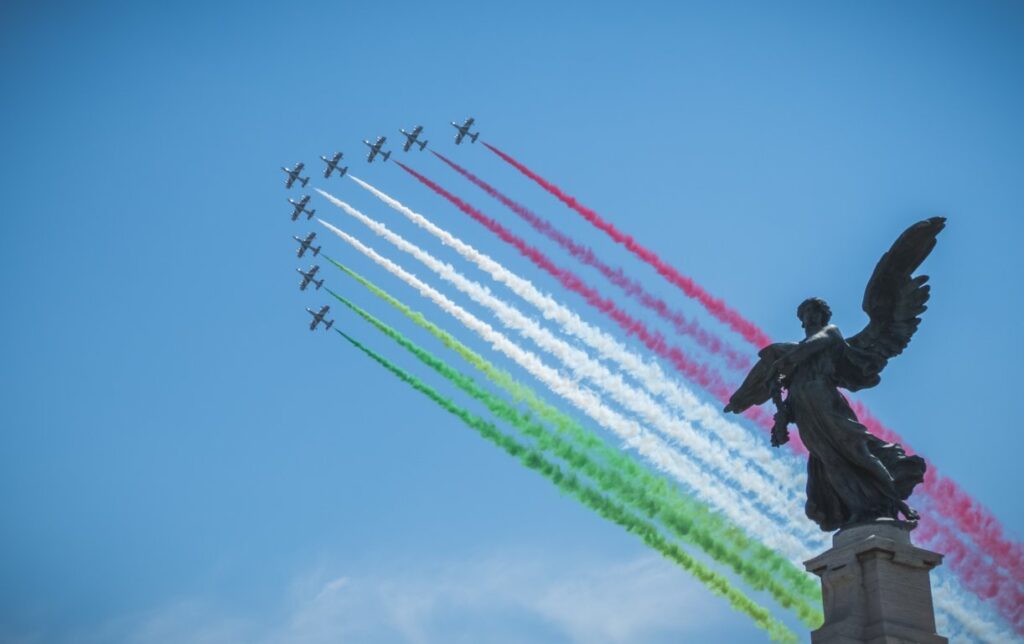 Frecce Tricolori - Mauricio Artieda su Unsplash