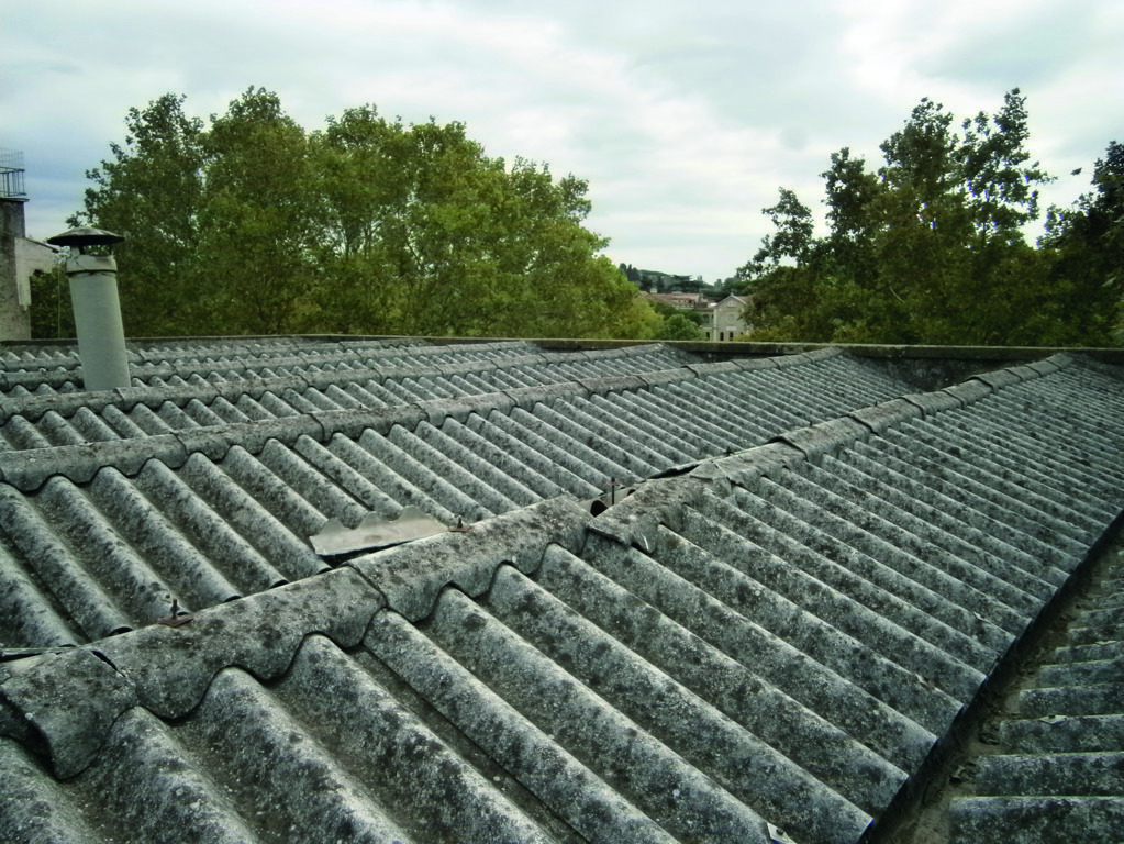 Coperture in amianto - Pomili Demolizioni Speciali Srl