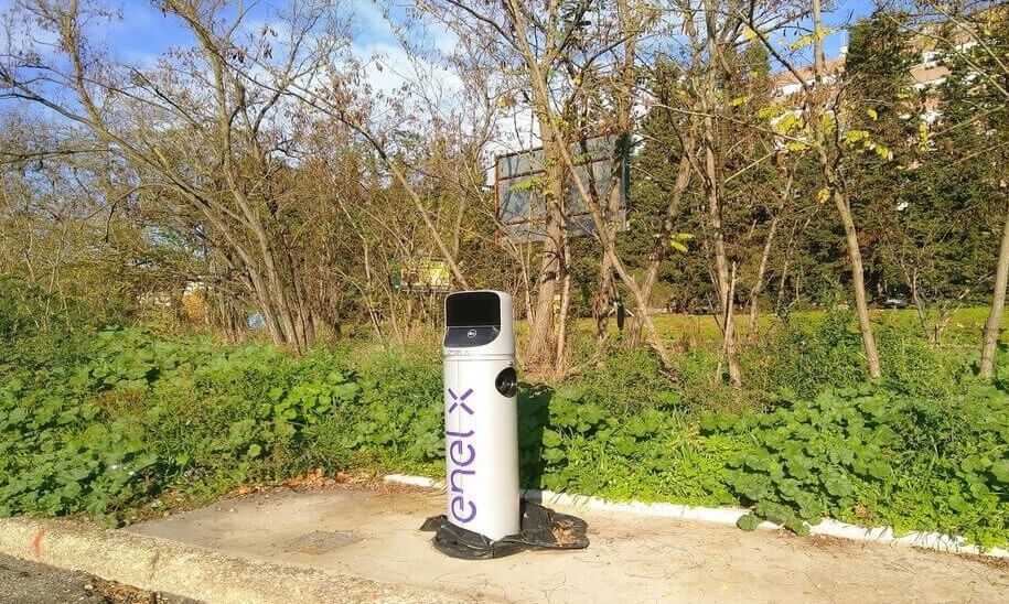 colonnine di ricarica auto elettriche