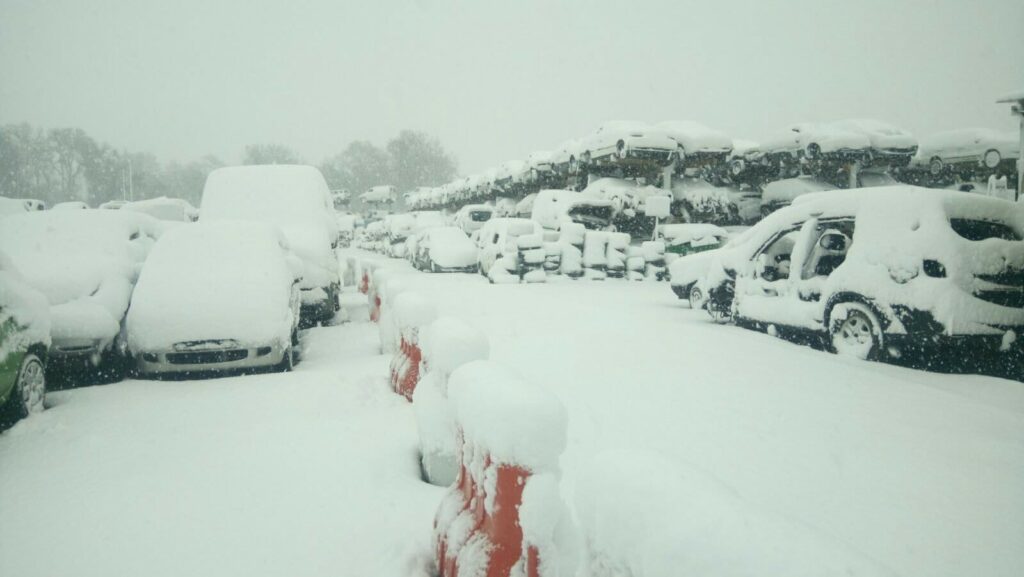 Pomili Demolizioni Speciali srl sotto la neve